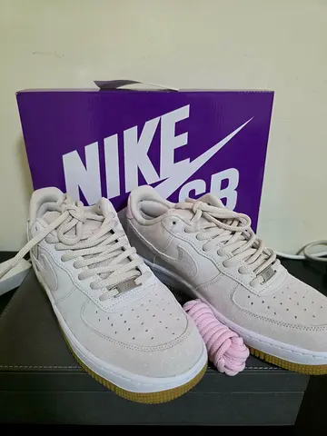 Nike SB limited edition