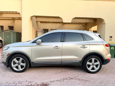 صورة 4 لـ 2017 Lincoln MKC