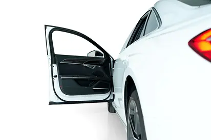 2025 AUDI S8 thumbnail 19
