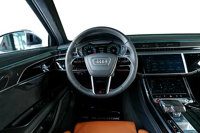 2025 AUDI S8 photo 14