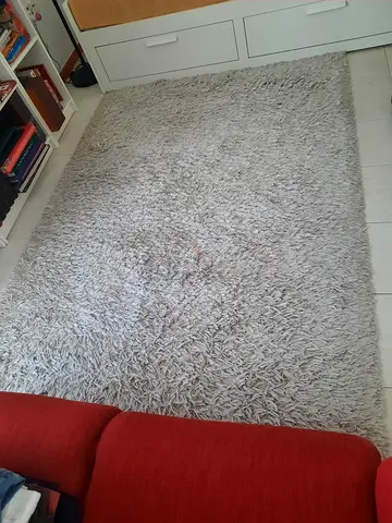Light grey shaggy rug - good condition, 150x 220cm