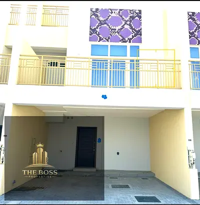 Spacious 3 BR I Vacant I Available for Sale