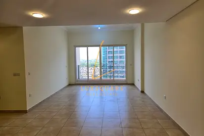 Bright & Spacious | Elegant Living | Great Location