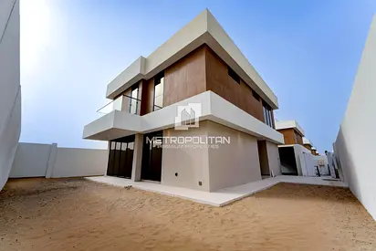 Luxury 3BR Villa + Maid | Ready to Move | Hot Deal