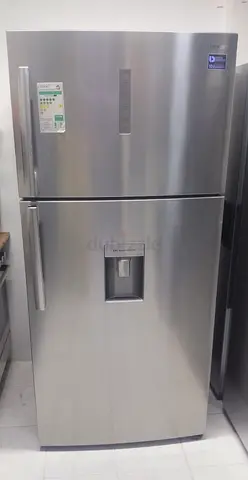 Samsung Top Freezer Refrigerator with Water Dispenser - Silver, Good Condition