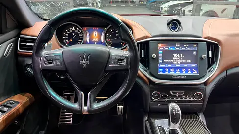 2015 Maserati GHIBLI photo 15