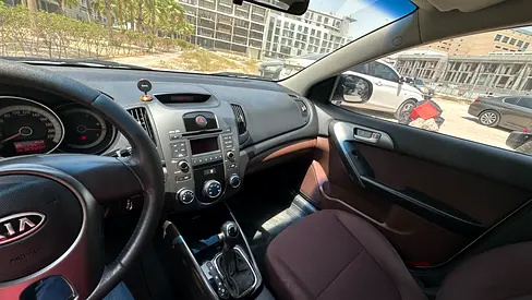 2011 KIA CERATO 照片 17