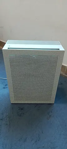 Coway air purifier, like new with manual