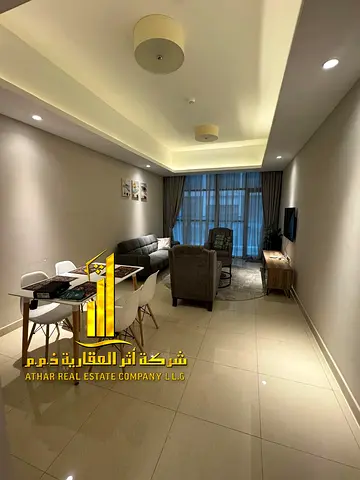 لراغبي الفخامة والتميز شقة فاخرة للايجار الشهري غرفة وصالة باطلالة مفتوحة مفروشة بالكامل باثاث راق جدا مع مطبخ مجهز بالكامل بأحدث الاجهزة ✨