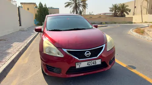 2016 Nissan Tiida SV Hatchback | GCC Specs | 126,979 KM | Lady Driven | Well Maintained
