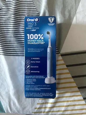 Oral-B Pro 3 3000 Electric Toothbrush