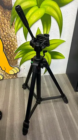 Velbon DF 60 Lightweight Camera Tripod with Carrying Bag 📷