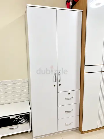 Wardrobe with 3 Drawers