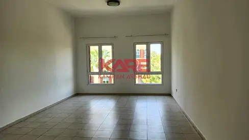 LARGE STUDIO CLOSE TO METRO FOR RENT