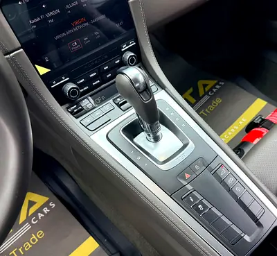 2025 Porsche 718 缩略图 13