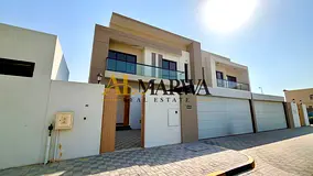 Luxurious 5-Master BR With Balcony wooding floor 2-Kichen & Maid Room & Hall Just 175k Rent