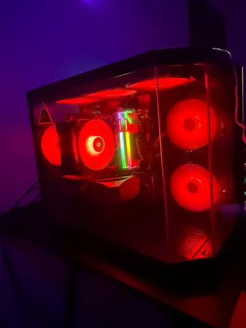 POWERFUL Custom 5070 OC  GAMING PC