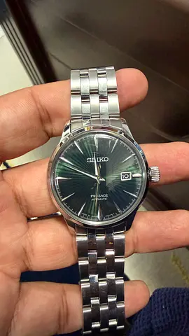 Seiko presage green dial Mechanical men's wristwatch with visible movement
