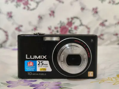 Digital camera