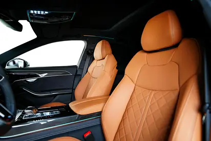 2025 AUDI S8 photo 16