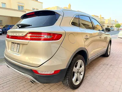صورة 7 لـ 2017 Lincoln MKC