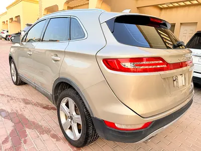 صورة 5 لـ 2017 Lincoln MKC