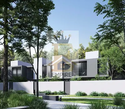 Freehold Ownership for All Nationalities | Luxury Living Surrounded by Lush Greenery | Enclosed Kitchen