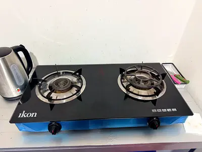 Ikon two-burner gas stove - glass top, used