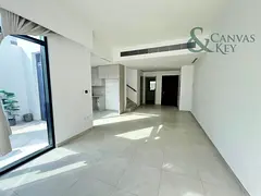 CORNER UNIT | CLOSE TO POOL & AMENTIES | SPACIOUS LAYOUT