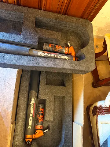 Ford F 150 Raptor 2019-2020 Gen 2 FOX Live Valve shocks