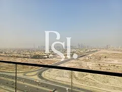 Marina Skyline View | Unfurnished | High Floor