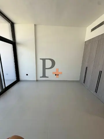 Ready to Move | Kitchen appliance | Boulevard view