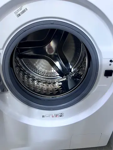Front Load Washing Machine - Good Condition, 10kg (White)