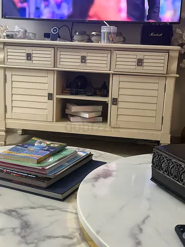 Tv unit