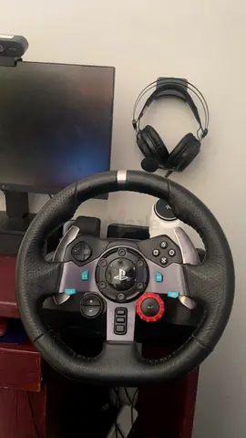 Logitech PlayStation-compatible Racing Wheel with Pedals + Gear