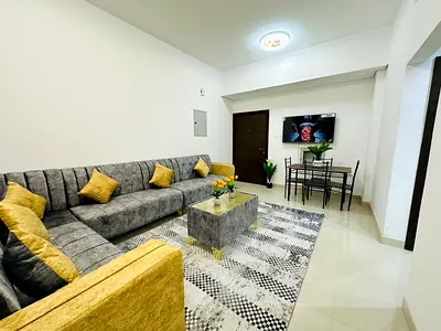 بنايه جديده عائليه / شامل الخدمات / بلكونه واسعه / اثنين حمام