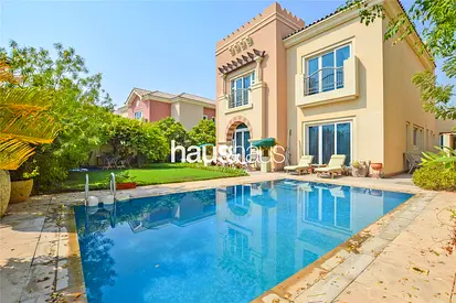 October | Golf Course View | C1 | Private Pool