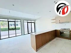 Spacious 2bedroom/ like a brand new / beautiful apt / best location