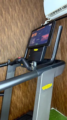 Technogym Treadmill skill run 7000