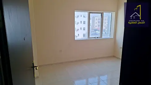 Studio for annual rent in Muwaileh Commercial – AED 16,000 A great opportunity for family accommodation in a vibrant, service-oriented location, close