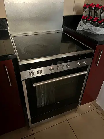 Siemens Electric Cooker with Ceramic Hob & Oven