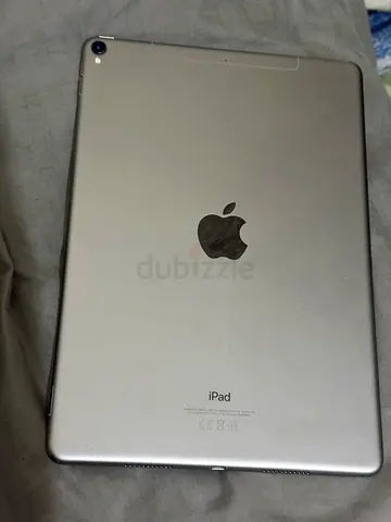 Apple iPad pro 10.5 inch 256gb 120HZ display