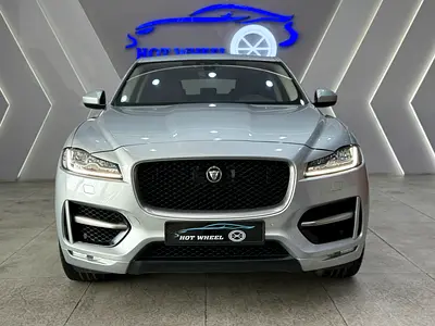 2019 Jaguar F-PACE — фото 3