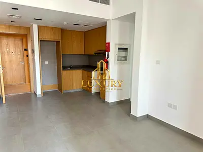 Hot Rental Deal | Unfurnished 1 Bedroom Apartment in Al Mamsha