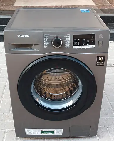SAMSUNG 8kg washing machine with perfect working condition