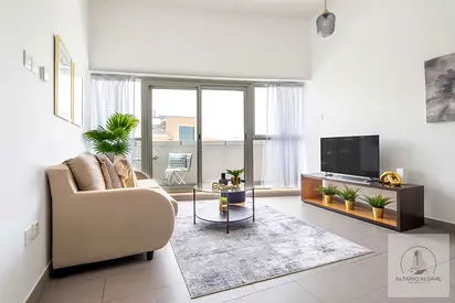 Canal View 1BR | Furnished | Balcony Access