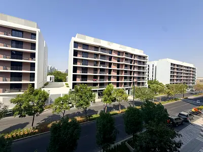 BRAND NEW LAVISH 1 BHK SAKOON 1 AL JADA WITH 2 BATH GYM POOP PRIVATE PARKING FOR FAMILY ONLY