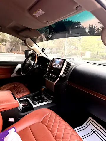 2011 Toyota LAND CRUISER 照片 5