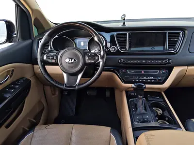 صورة مصغرة 12 لـ 2017 KIA GRAND CARNIVAL