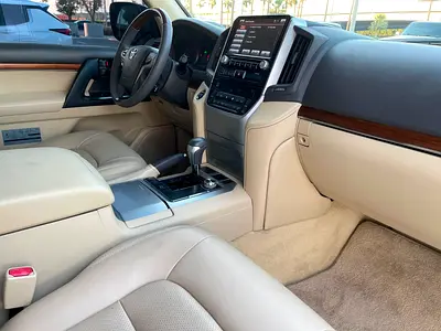 2016 Toyota LAND CRUISER 照片 18